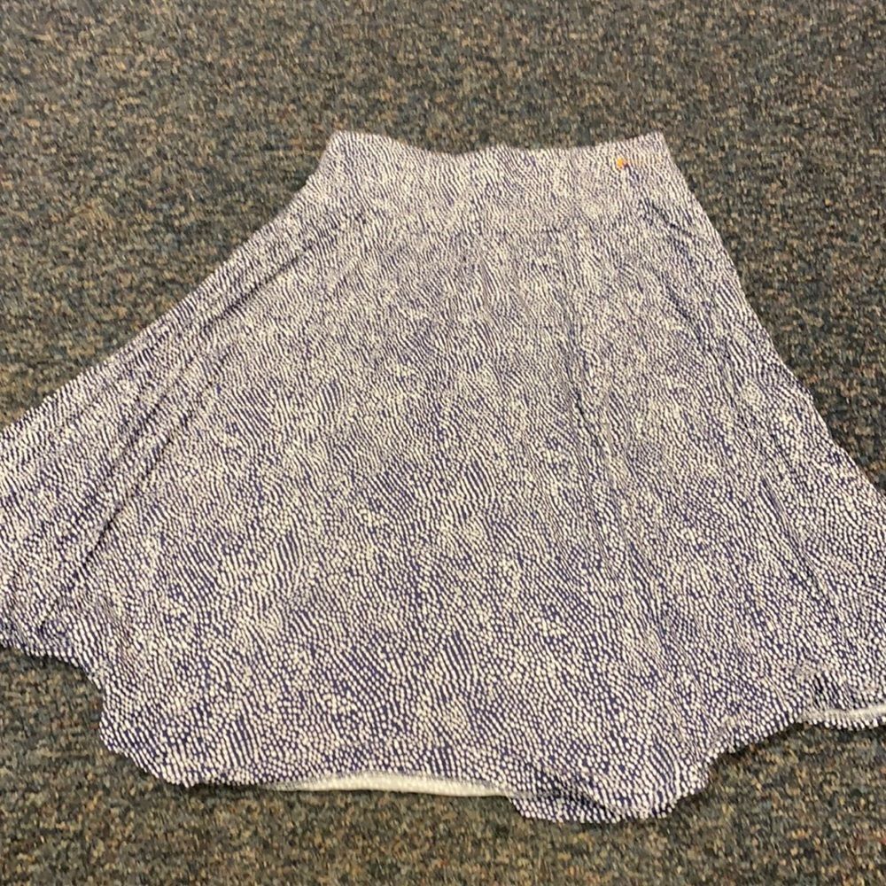 Hilary Radley Blue Dotted Skirt sz. M
